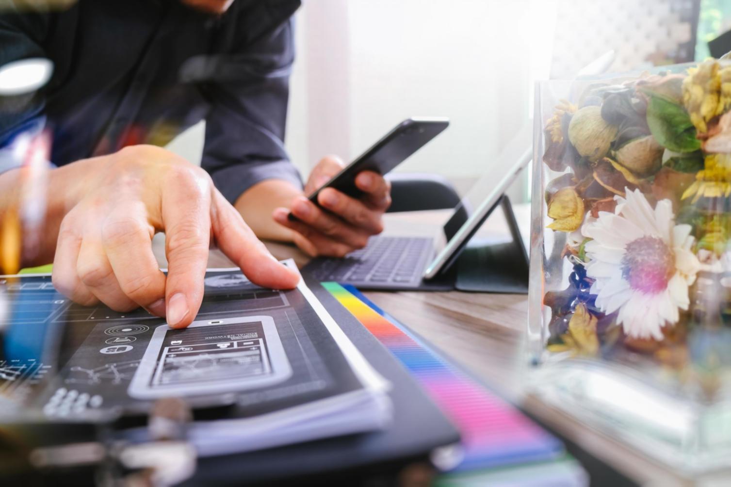 Estrategia de investigación de audiencia y análisis de intención de búsqueda