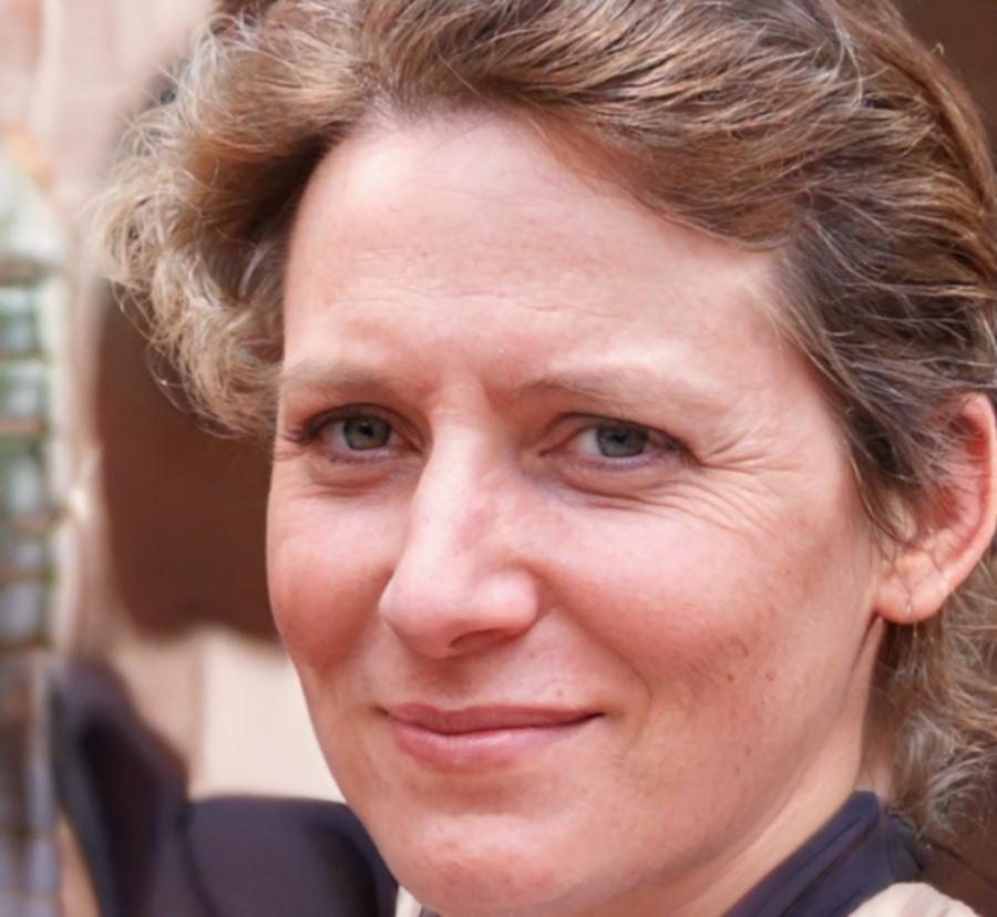 Retrato profesional de Elisabet Roqueta